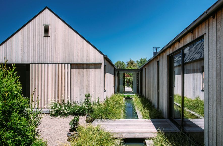 Snowdon Road River House