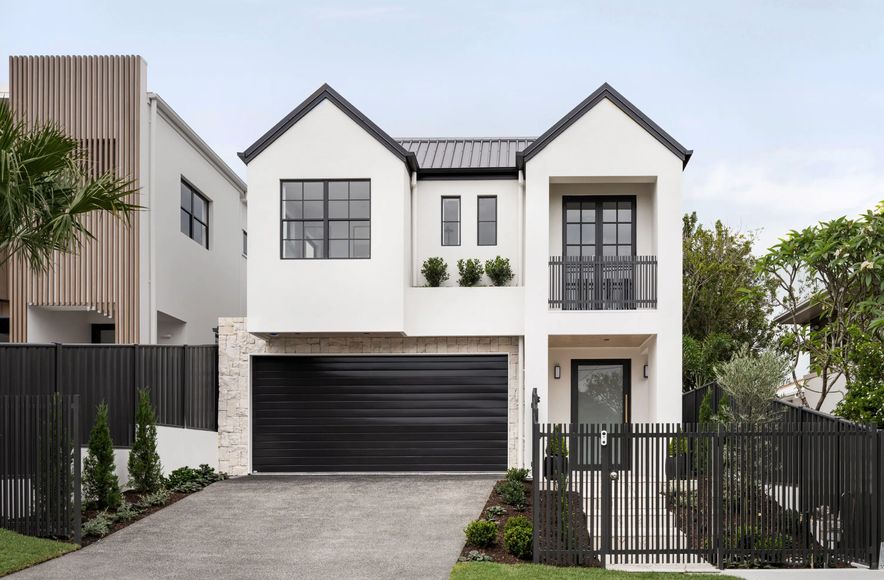 Gilmore Olive - Tarragindi