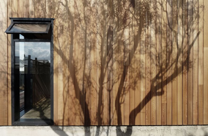 Micro Cedar Mezzanine House