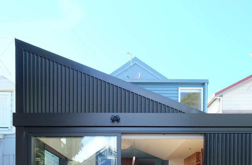 Corrugate Clad Lofty Plywood Addition