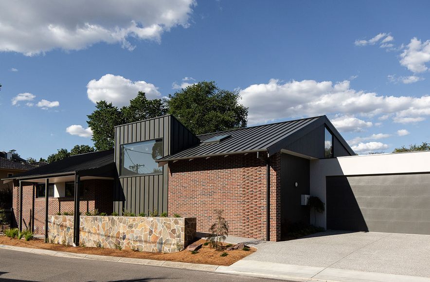 Ivanhoe House