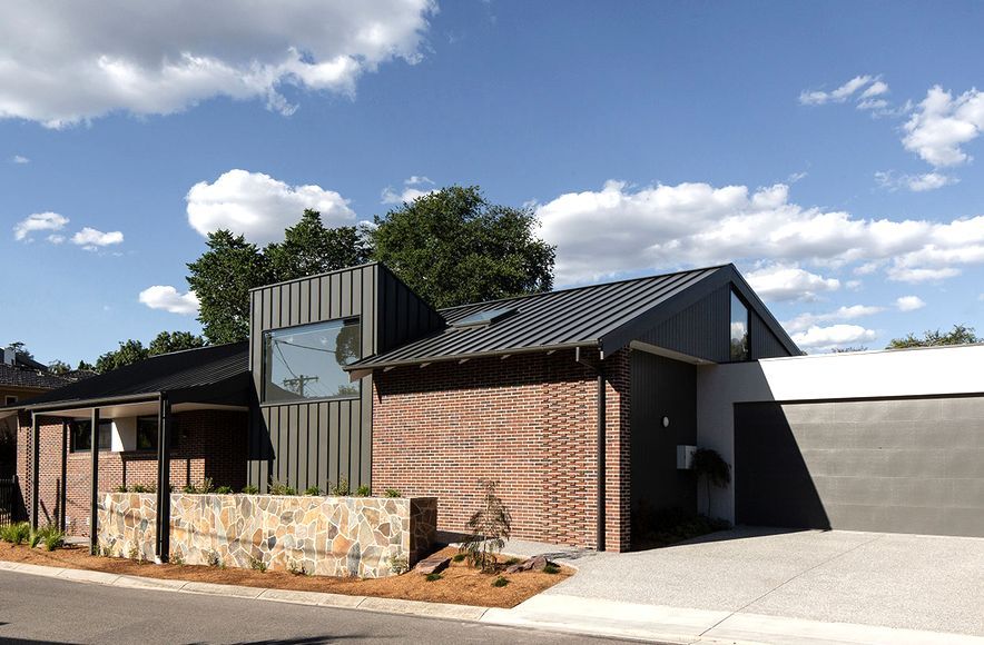 Ivanhoe House