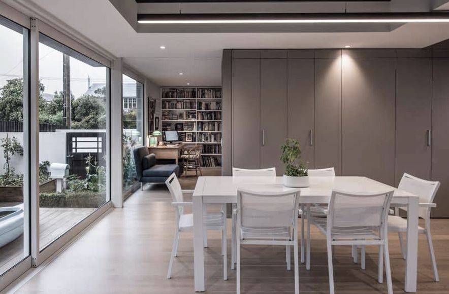Ellis Residence