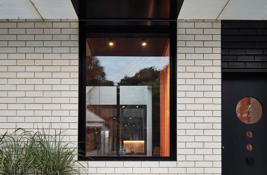 Dark Horse House by Architecture Architecture
