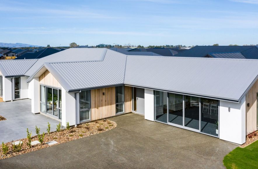 Falcons Landing Show Home