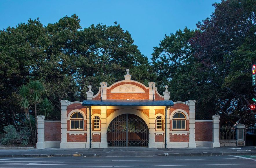 Symonds St Conveniences and Former Tram Shelter