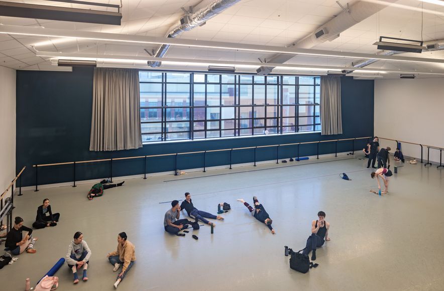 Latitude Lighting and the Royal New Zealand Ballet