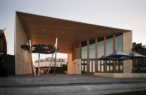 The Riverlink Building