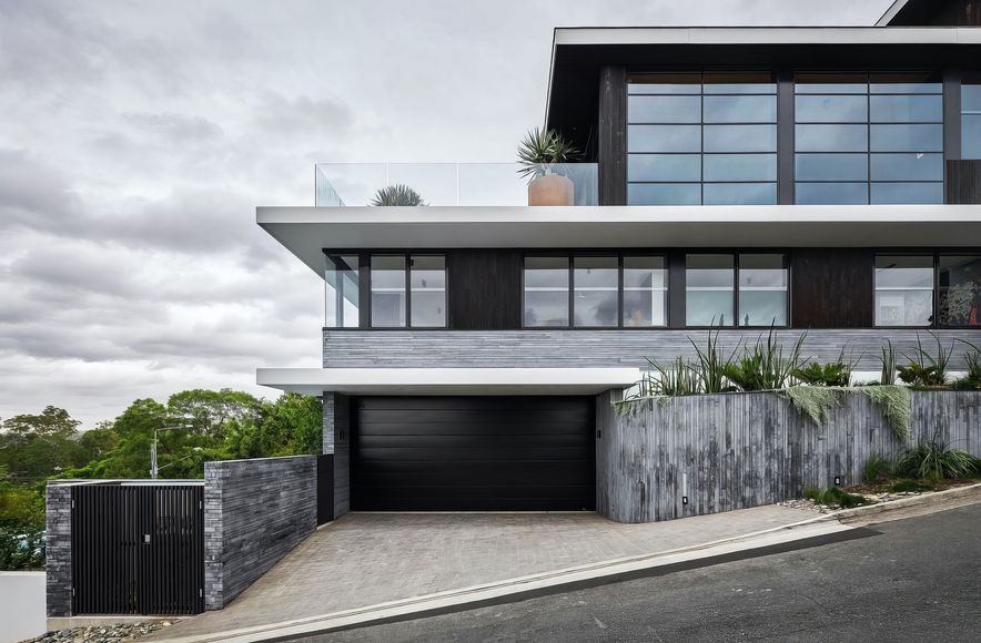 Graphic House