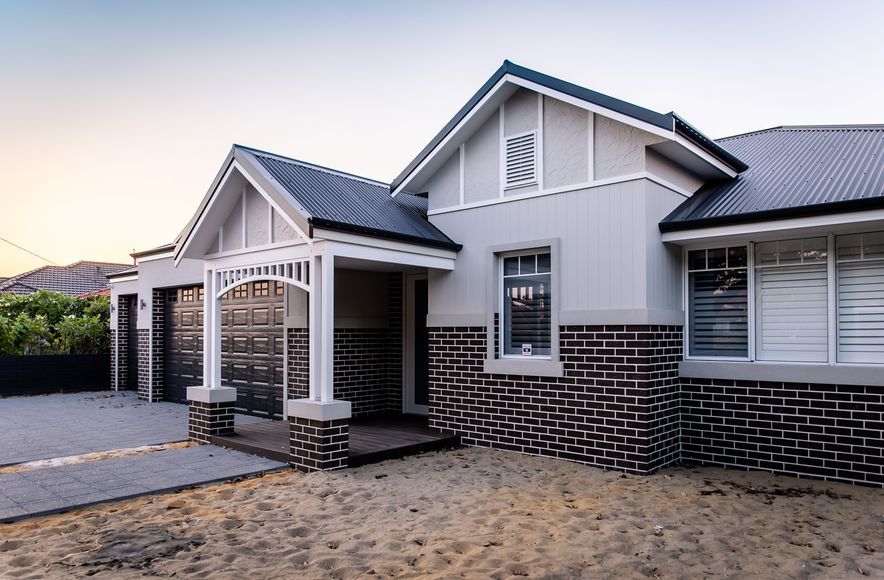 Howes Crescent, Dianella